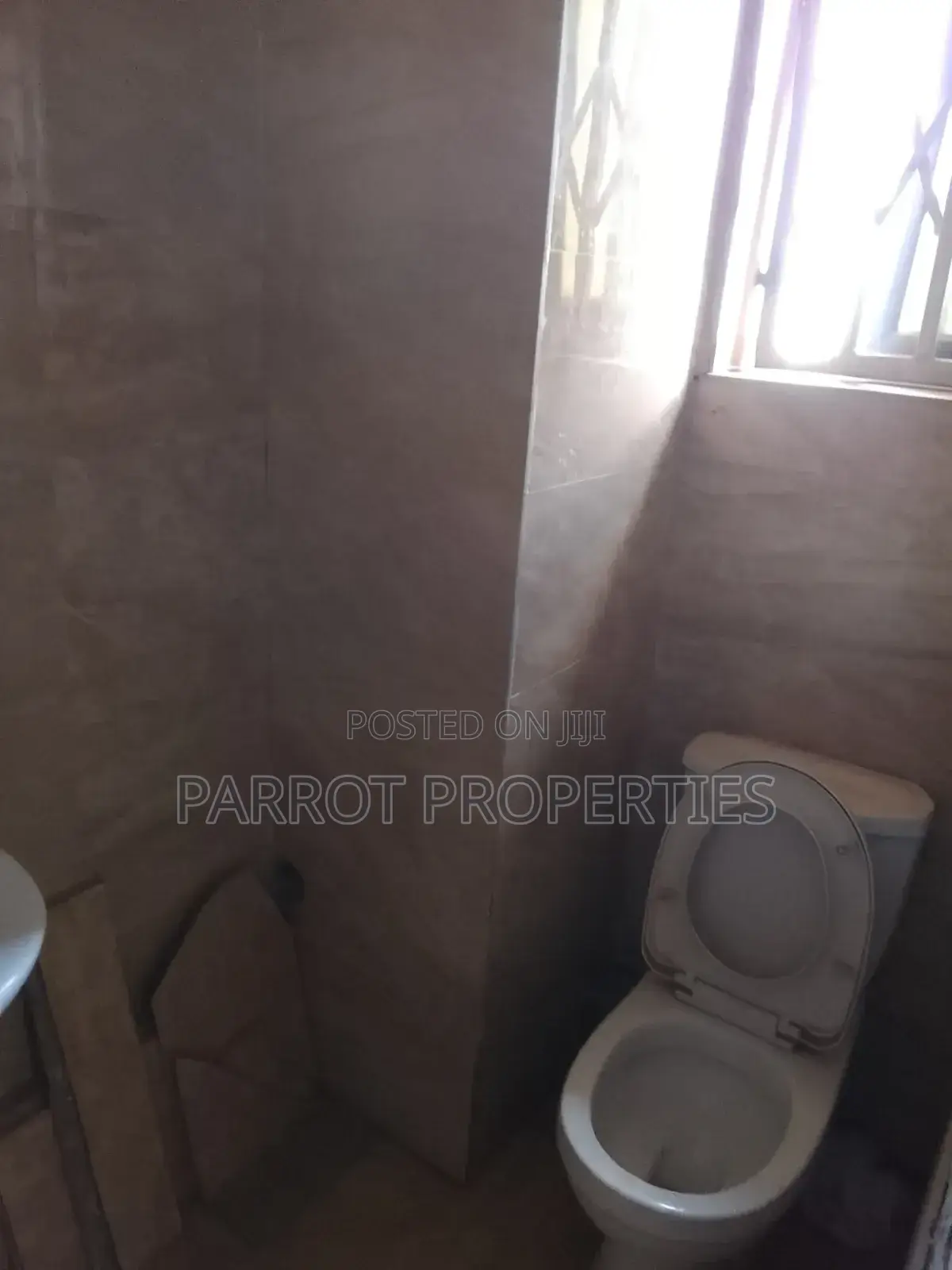 Standard Office Space in Gwarimpa Main in Life Camp