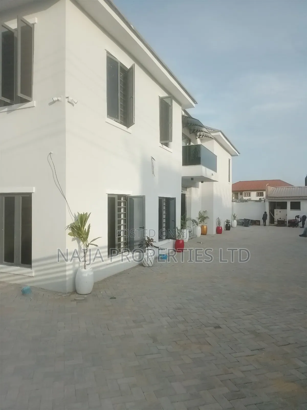 21 Rooms Hotel by Lbs, Ajah for Lease in Sangotedo