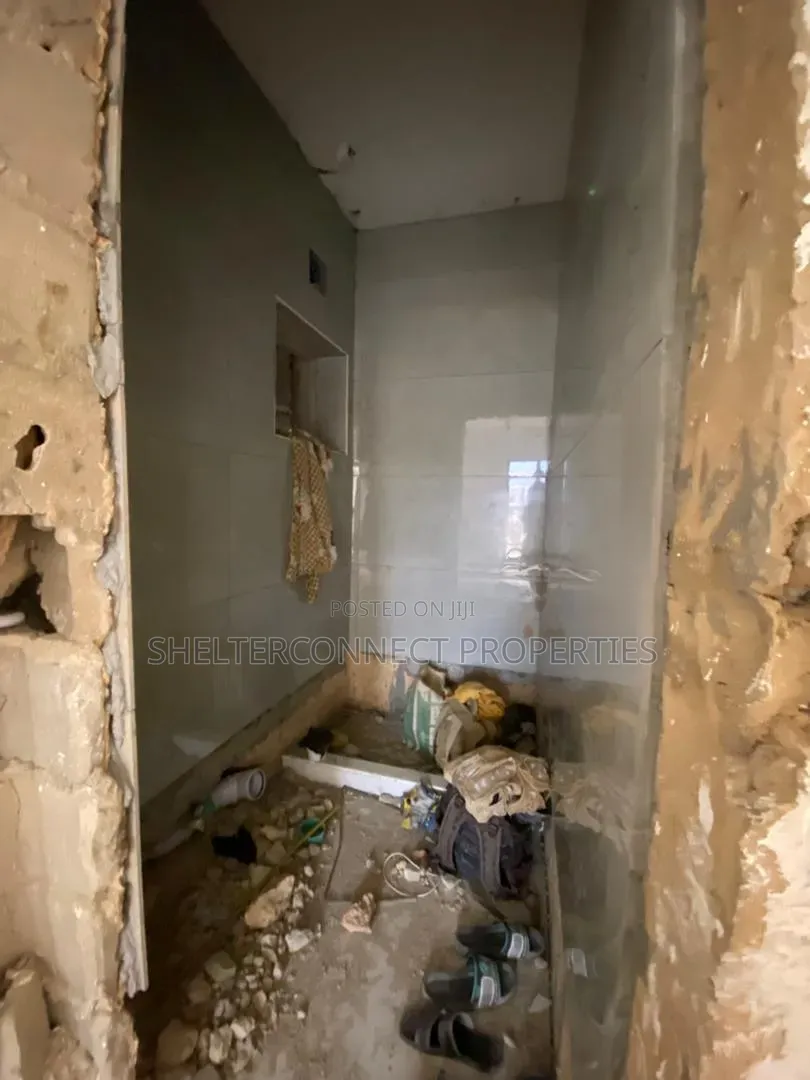 2bdrm Apartment in Victoria Island Extension for sale in Victoria Island Extension
