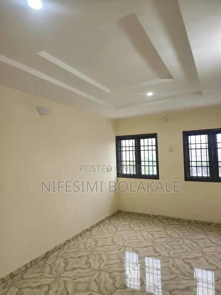 3bdrm Block of Flats in Behind Bollad Event for rent in Akala Express