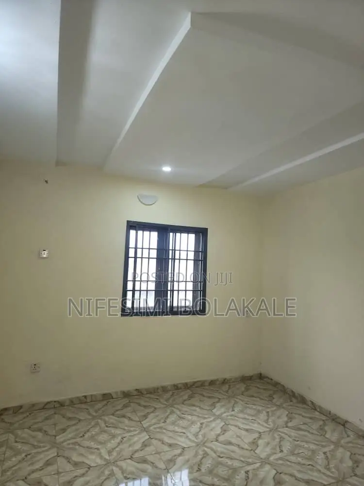 3bdrm Block of Flats in Behind Bollad Event for rent in Akala Express