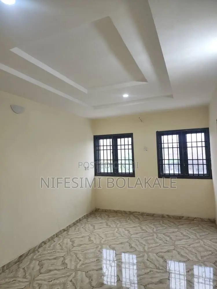 3bdrm Block of Flats in Behind Bollad Event for rent in Akala Express