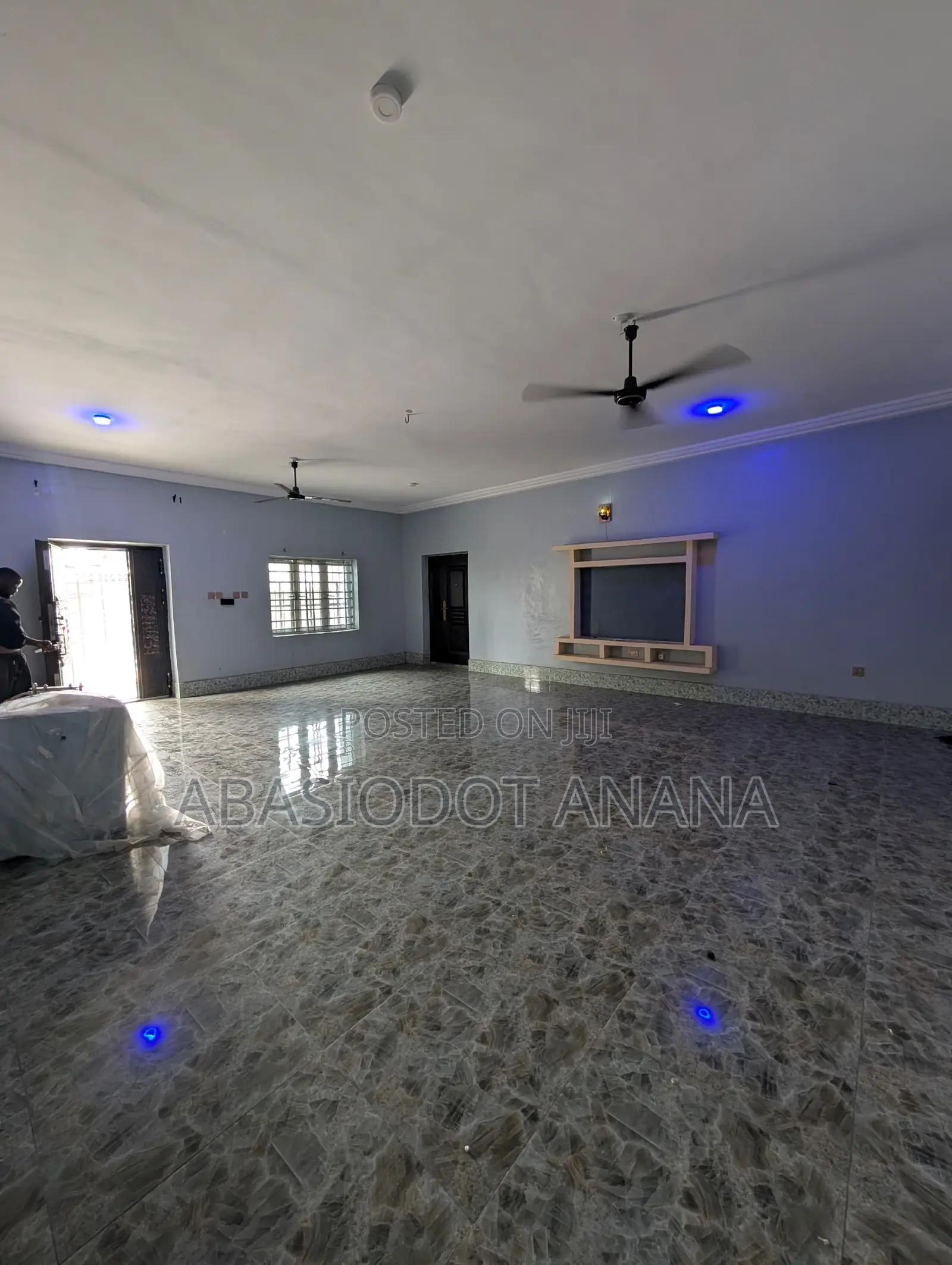3bdrm Apartment in Idoro By Stadium, Uyo for rent in Uyo
