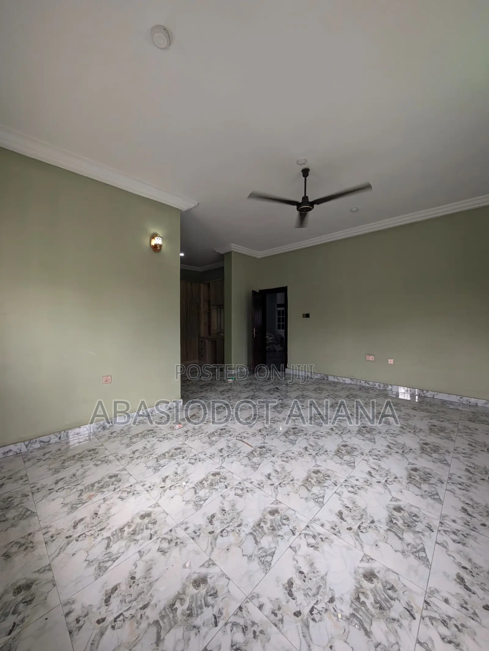 3bdrm Apartment in Idoro By Stadium, Uyo for rent in Uyo