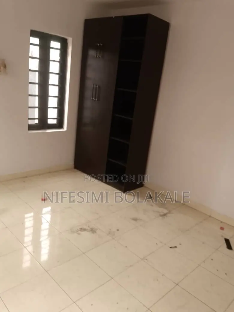 2bdrm Block of Flats in Ore Ofe Estate Very for rent in Akala Express