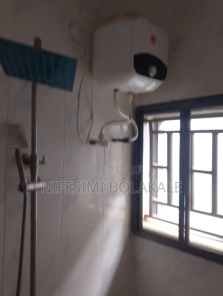 2bdrm Block of Flats in Back Of Foodco Along for rent in Akala Express