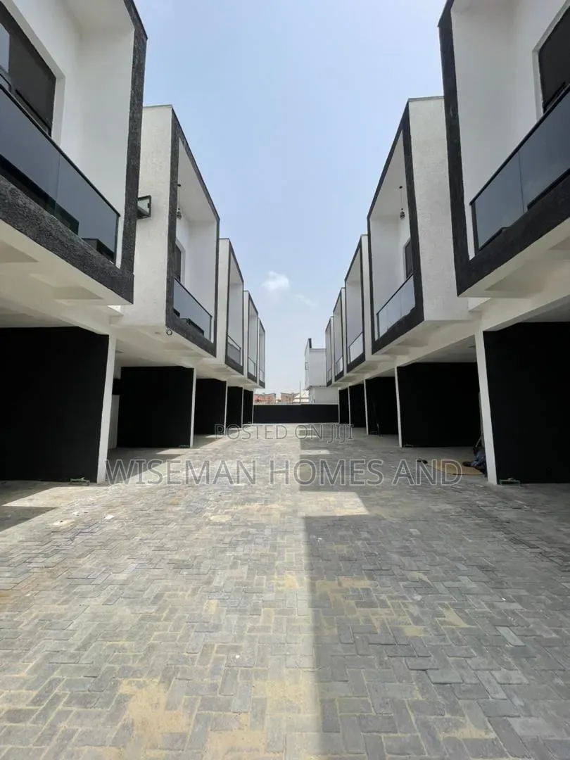 4bdrm Duplex in Ikota Lekki Eti-Osa for rent in Ikota