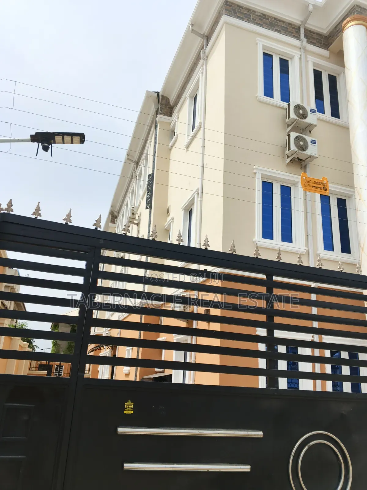 2bdrm Block of Flats in Valley View Estate, Ebute for rent in Ebute