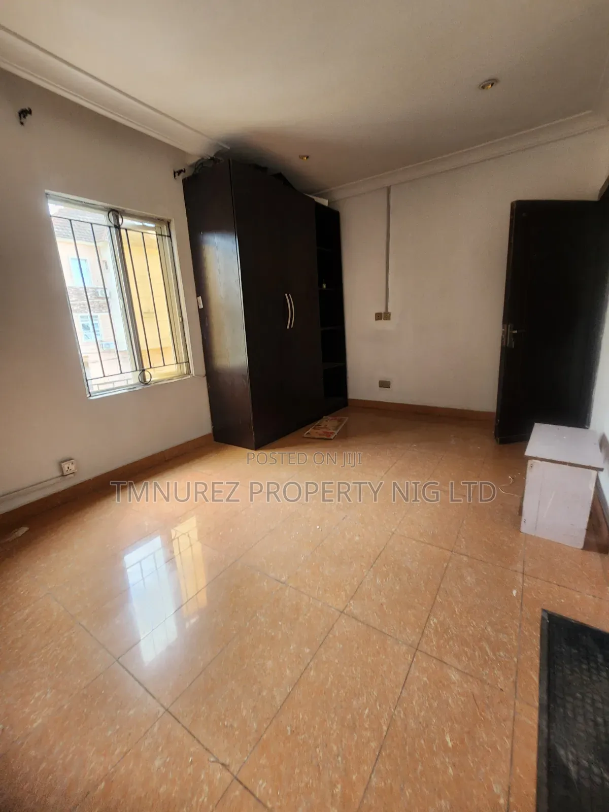 Studio Apartment in Chevron for rent in Chevron