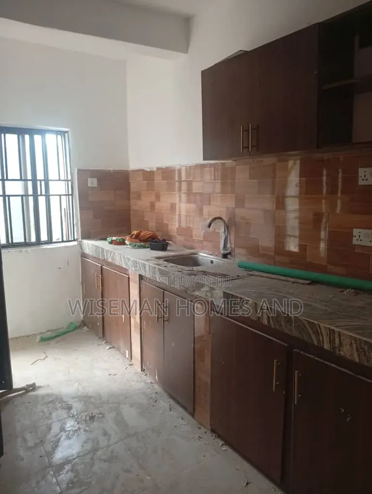 3bdrm Apartment in Oribanwa Phase 1, Awoyaya for rent in Awoyaya