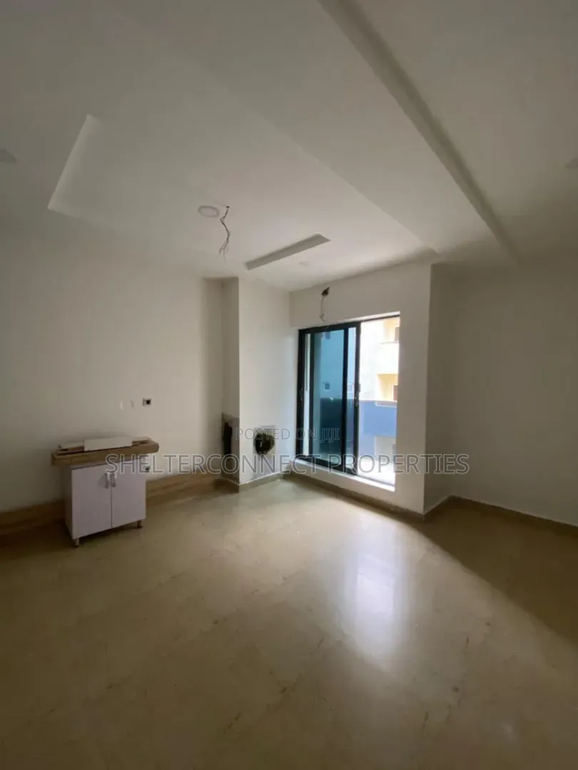 3bdrm Apartment in Victoria Island Extension for sale in Victoria Island Extension