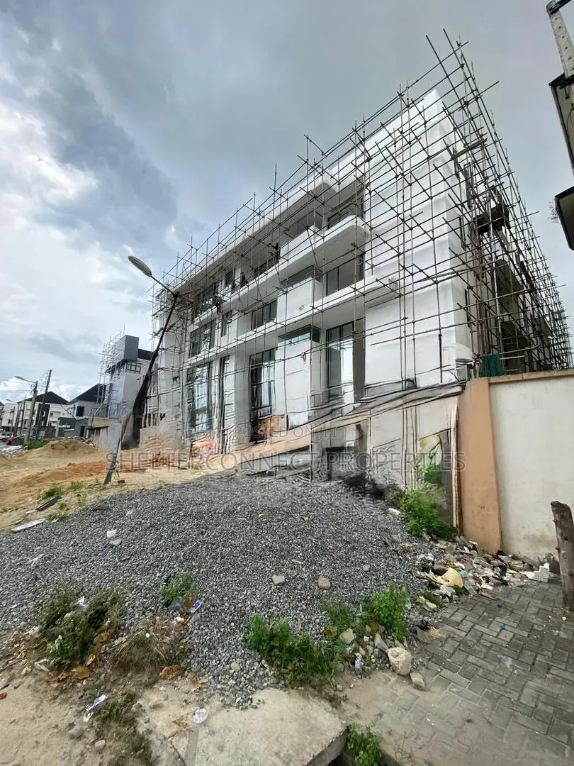 2bdrm Apartment in Lekki Phase 1 for sale in Lekki Phase 1