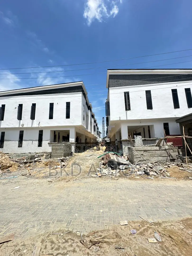 4bdrm Duplex in VGC / Ajah for sale in VGC / Ajah