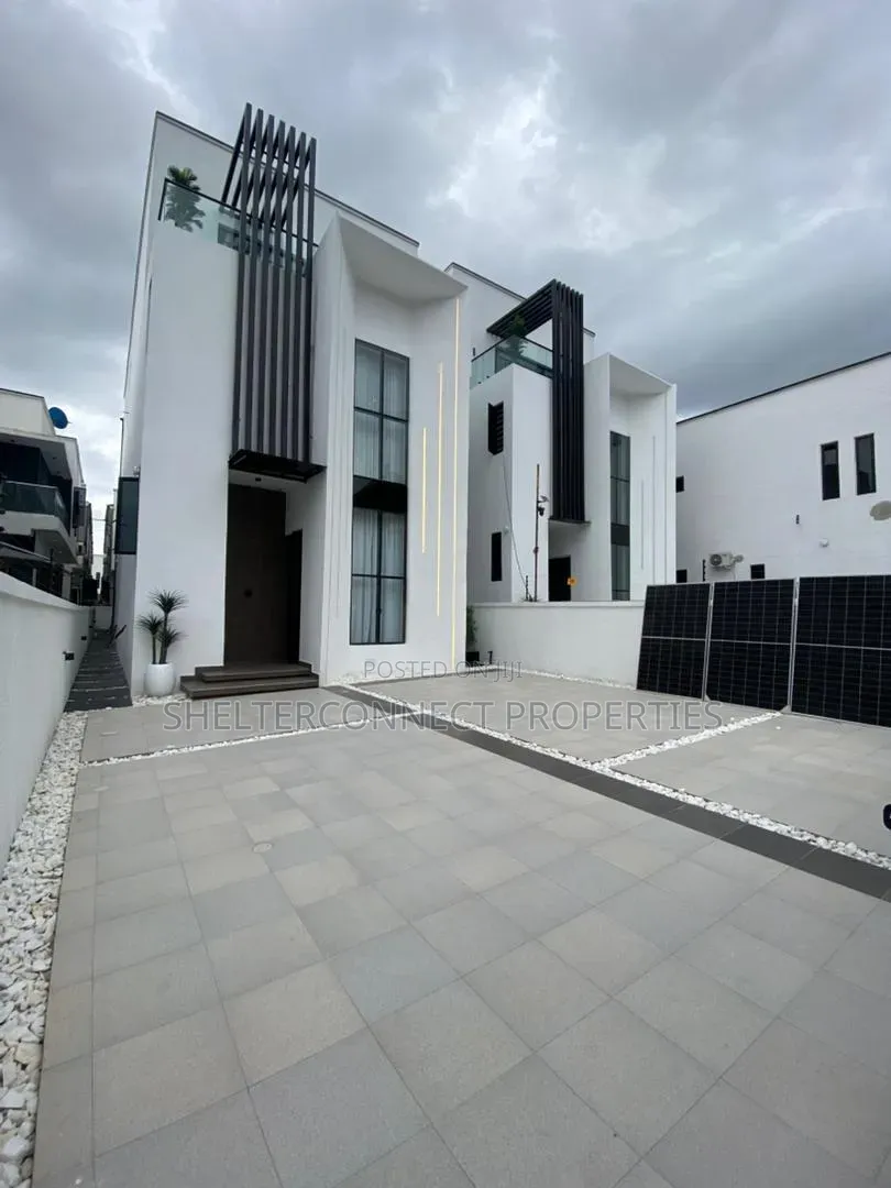 5bdrm Duplex in Lekki Expressway for sale in Lekki Expressway