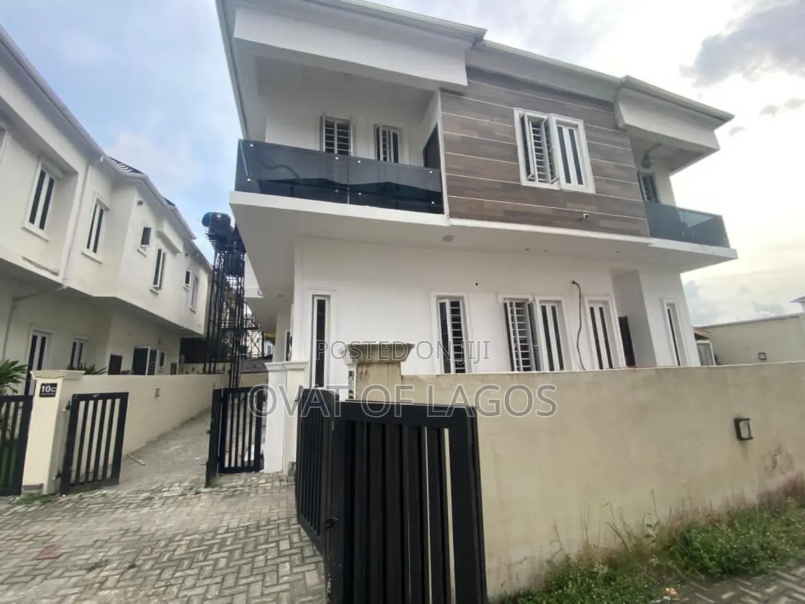 4bdrm Duplex in Harris Drive, VGC / Ajah for rent in VGC / Ajah