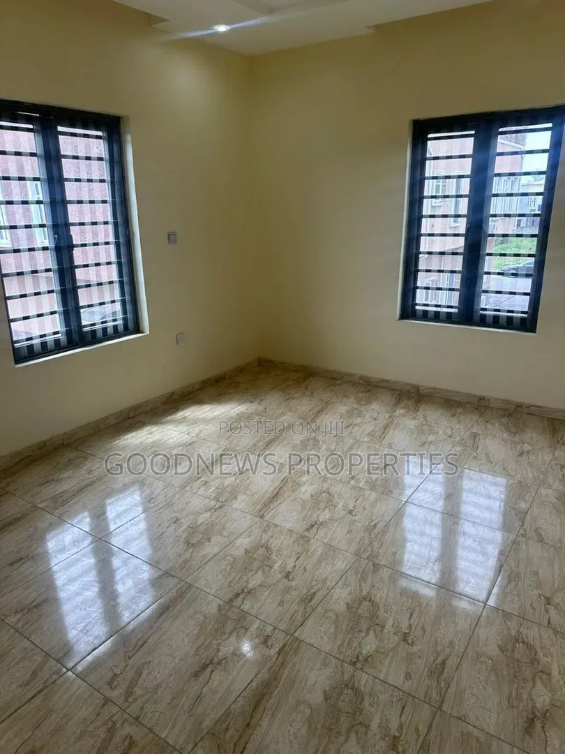6bdrm Duplex in @Creek Heaven Estate for rent in VGC / Ajah
