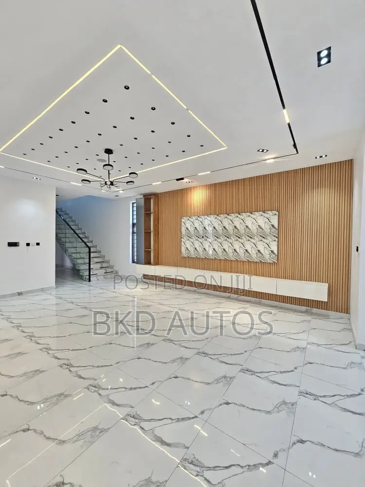 4bdrm Duplex in VGC / Ajah for sale in VGC / Ajah