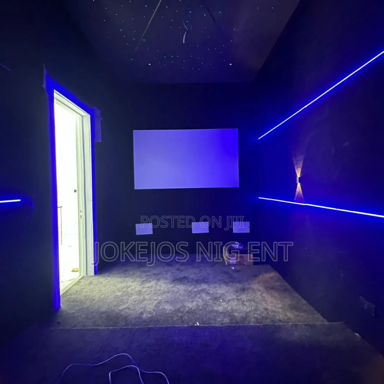 5bdrm Duplex in Orchid Road, Lafiaji for sale in Lafiaji