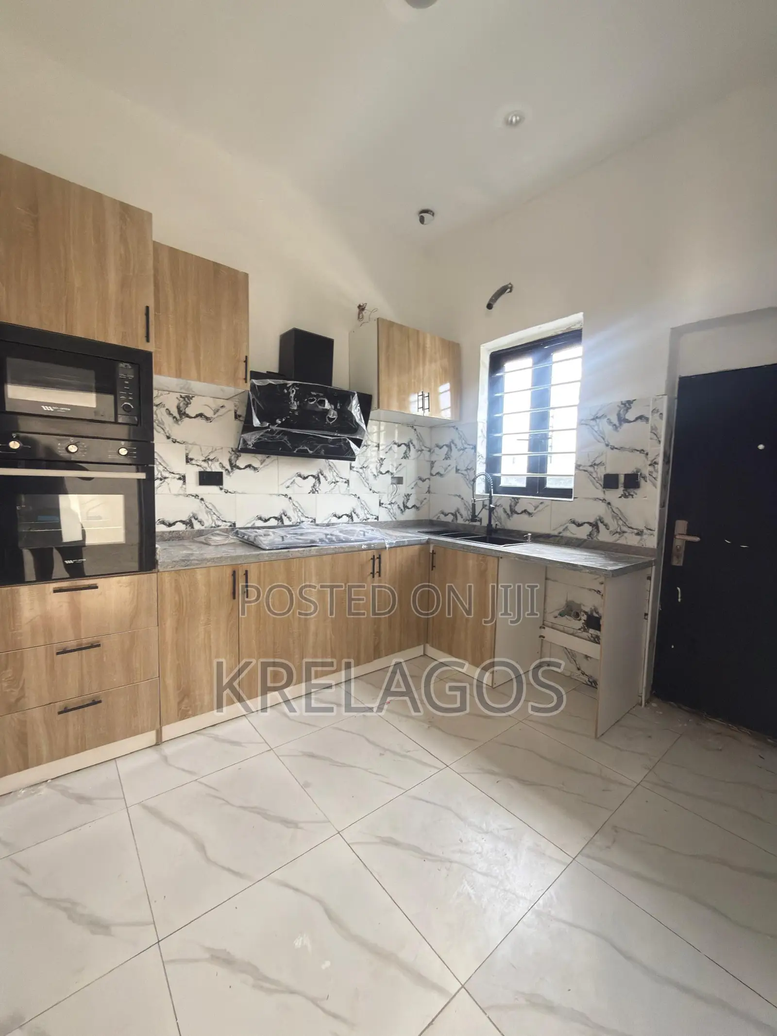 2bdrm Duplex in Abraham Adesanya Estate for sale in Abraham Adesanya Estate