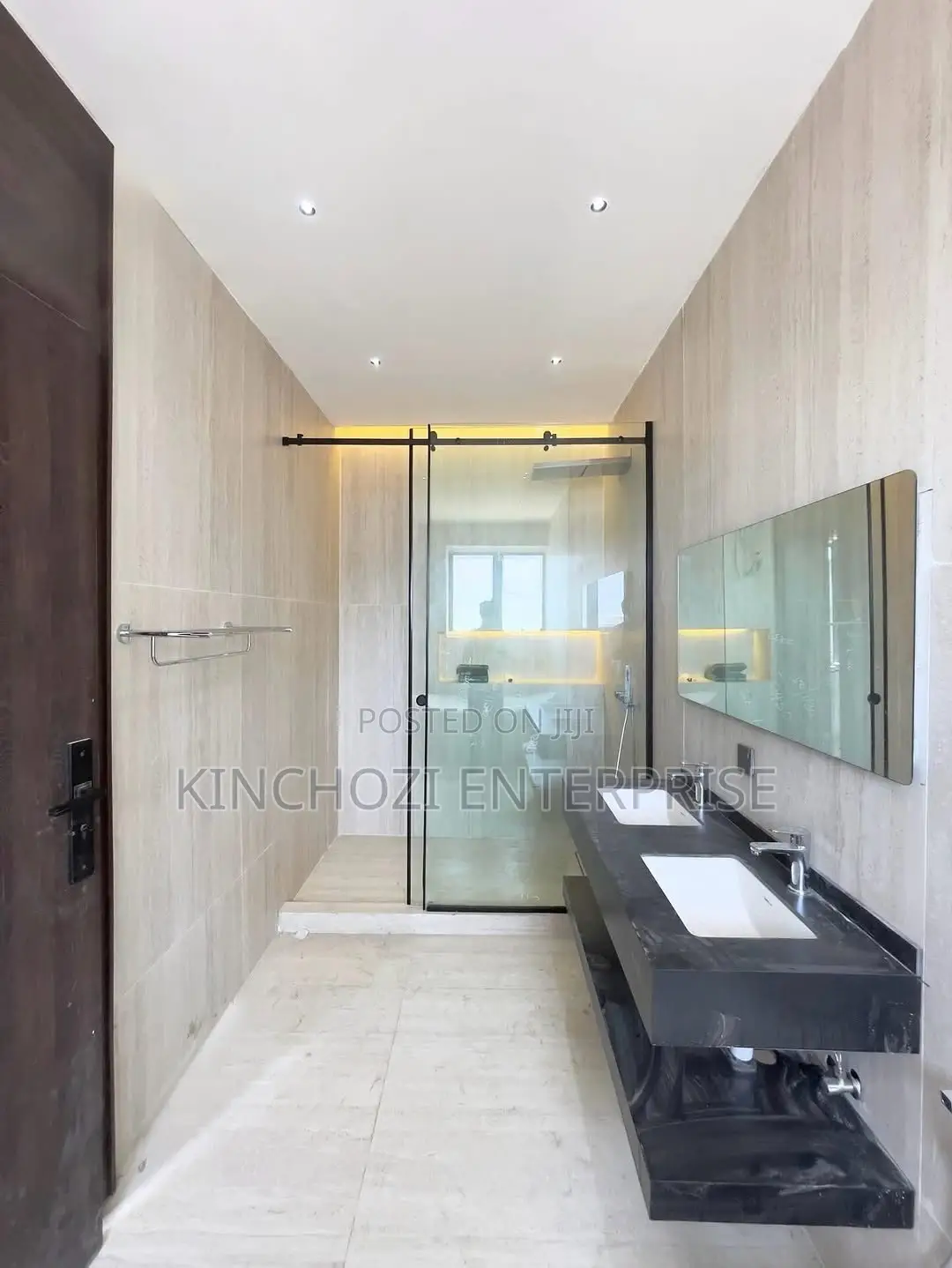 5bdrm Duplex in Lekki Phase 1 for sale in Lekki Phase 1
