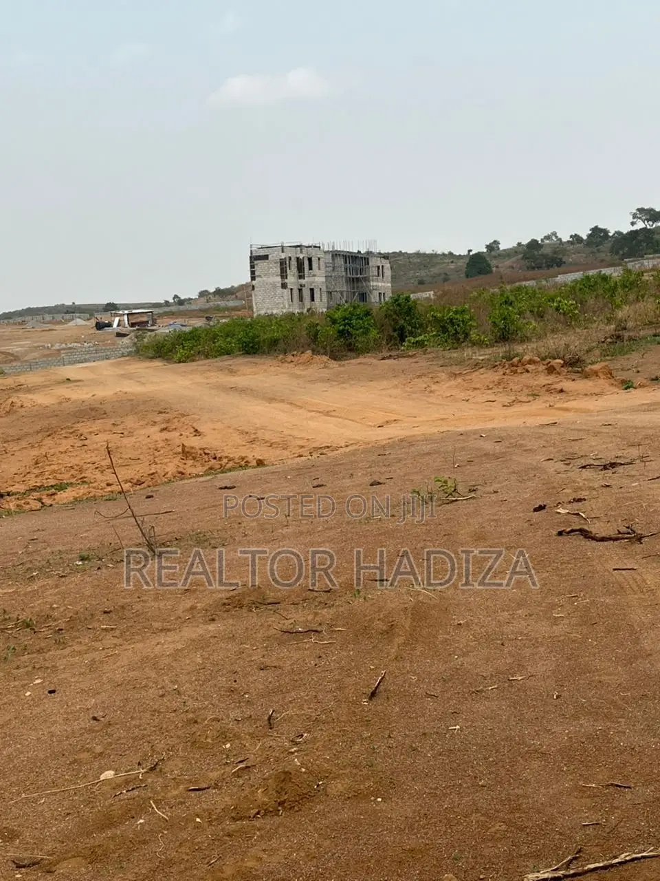 Estate Land in Idu