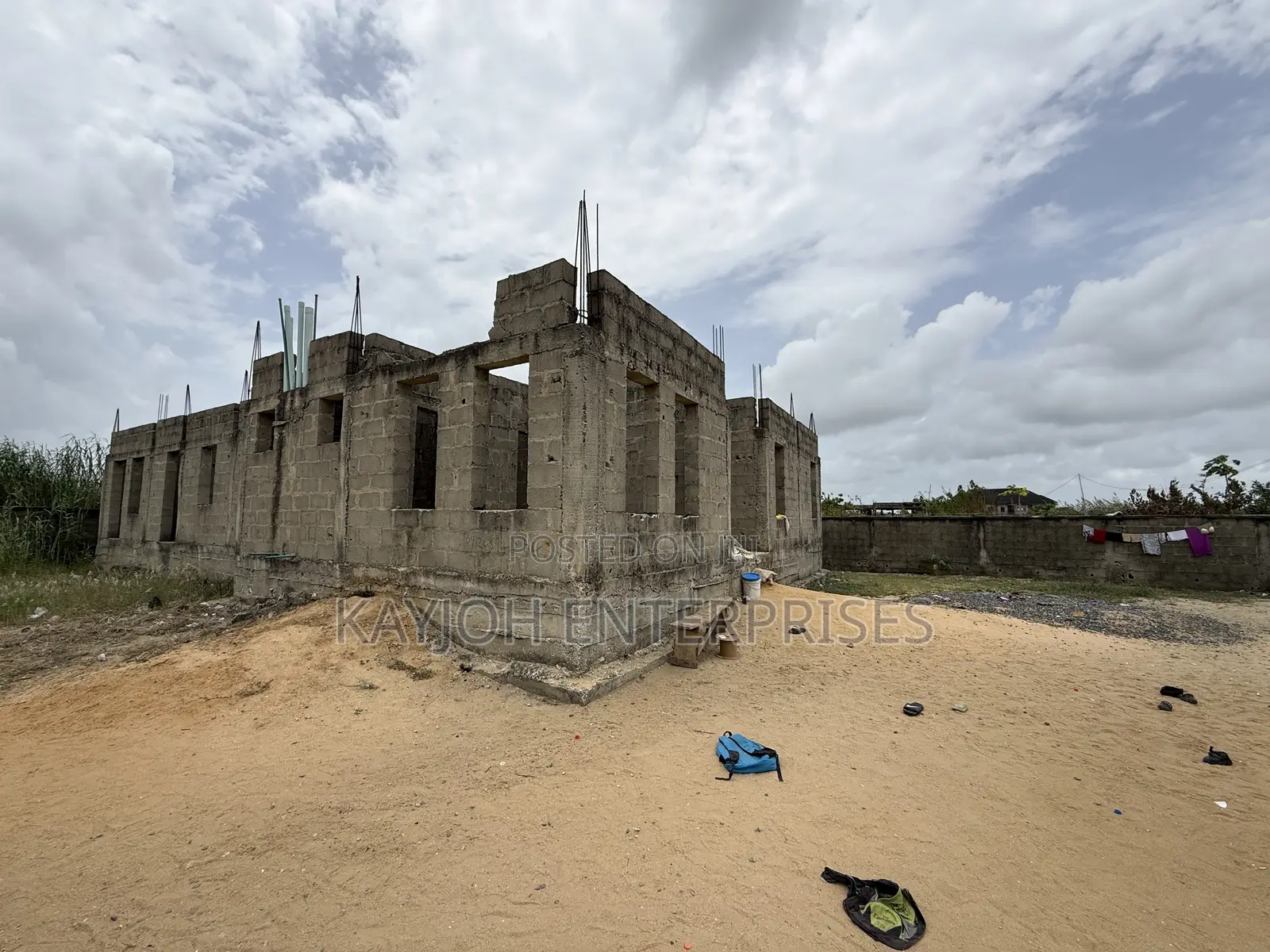 Incomplete 5bedroom Carcass in a Serene Neighborhood in Ado / Ajah