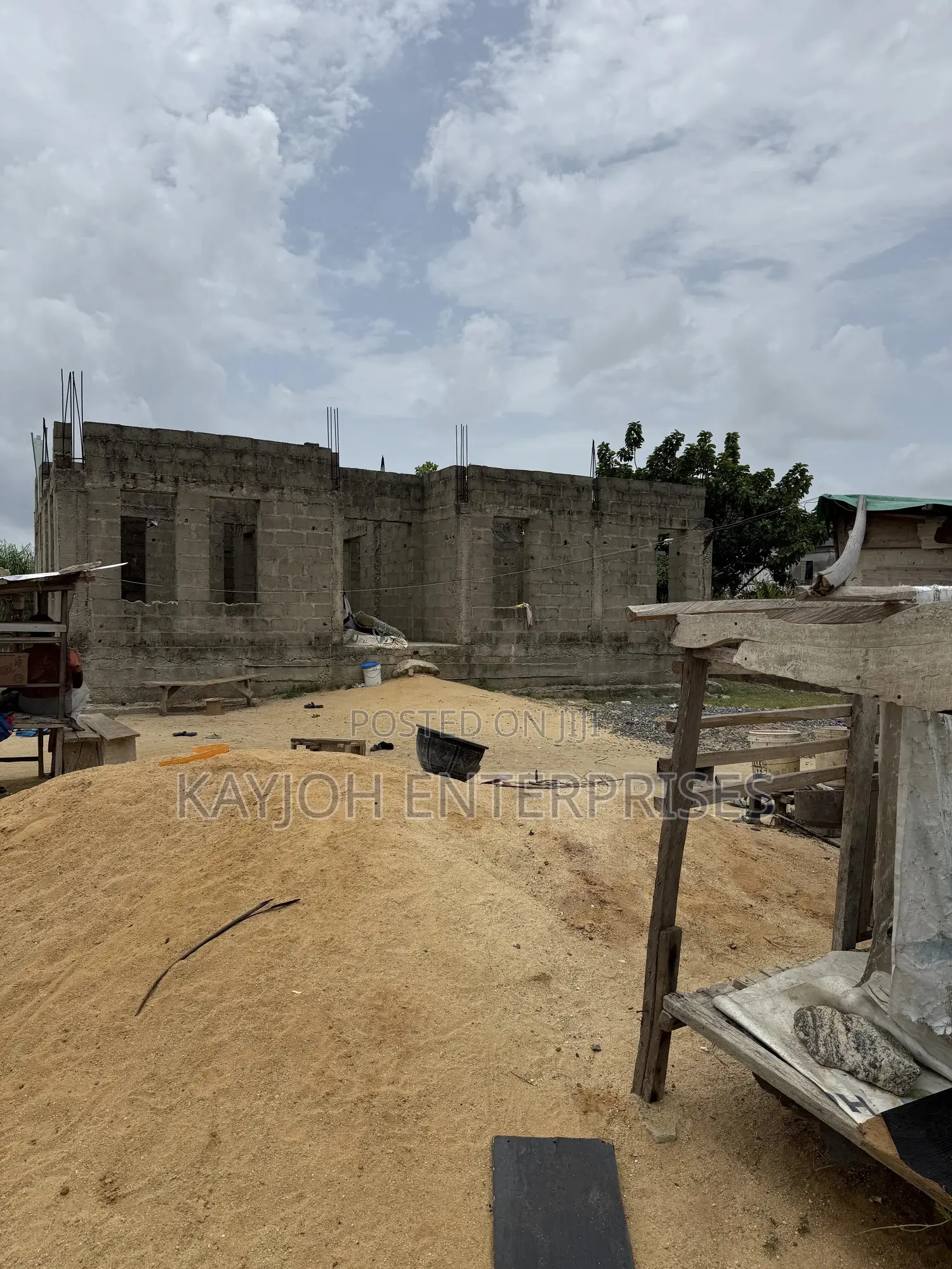 Incomplete 5bedroom Carcass in a Serene Neighborhood in Ado / Ajah