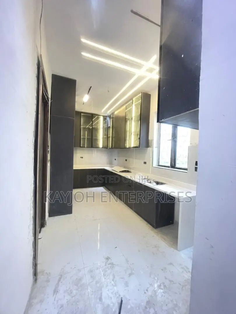 4bdrm Duplex in Olivia Court, Ado / Ajah for sale in Ado / Ajah