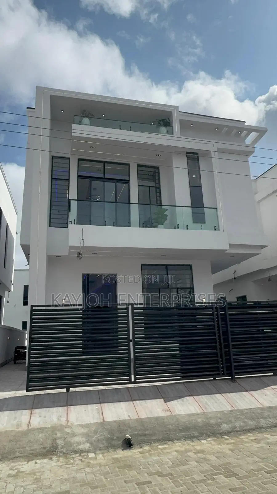 4bdrm House in Captain Court, Ado / Ajah for sale in Ado / Ajah