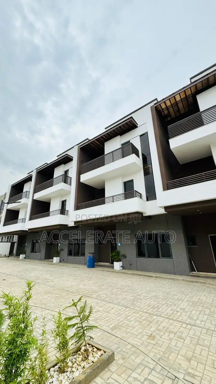 4bdrm Townhouse/Terrace in Mabushi for sale in Mabushi