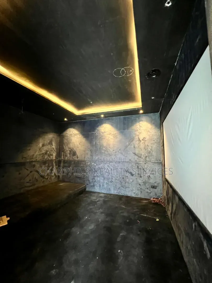 5bdrm Duplex in Ikoyi S.W for sale in Ikoyi S.W