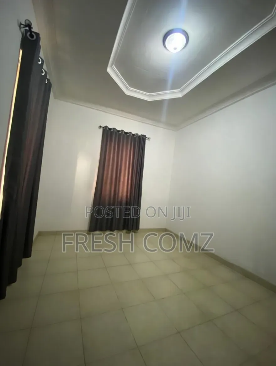 Mini Flat in Chevy View Chevron for rent in Chevron