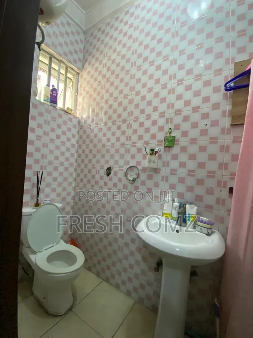 Mini Flat in Chevy View Chevron for rent in Chevron