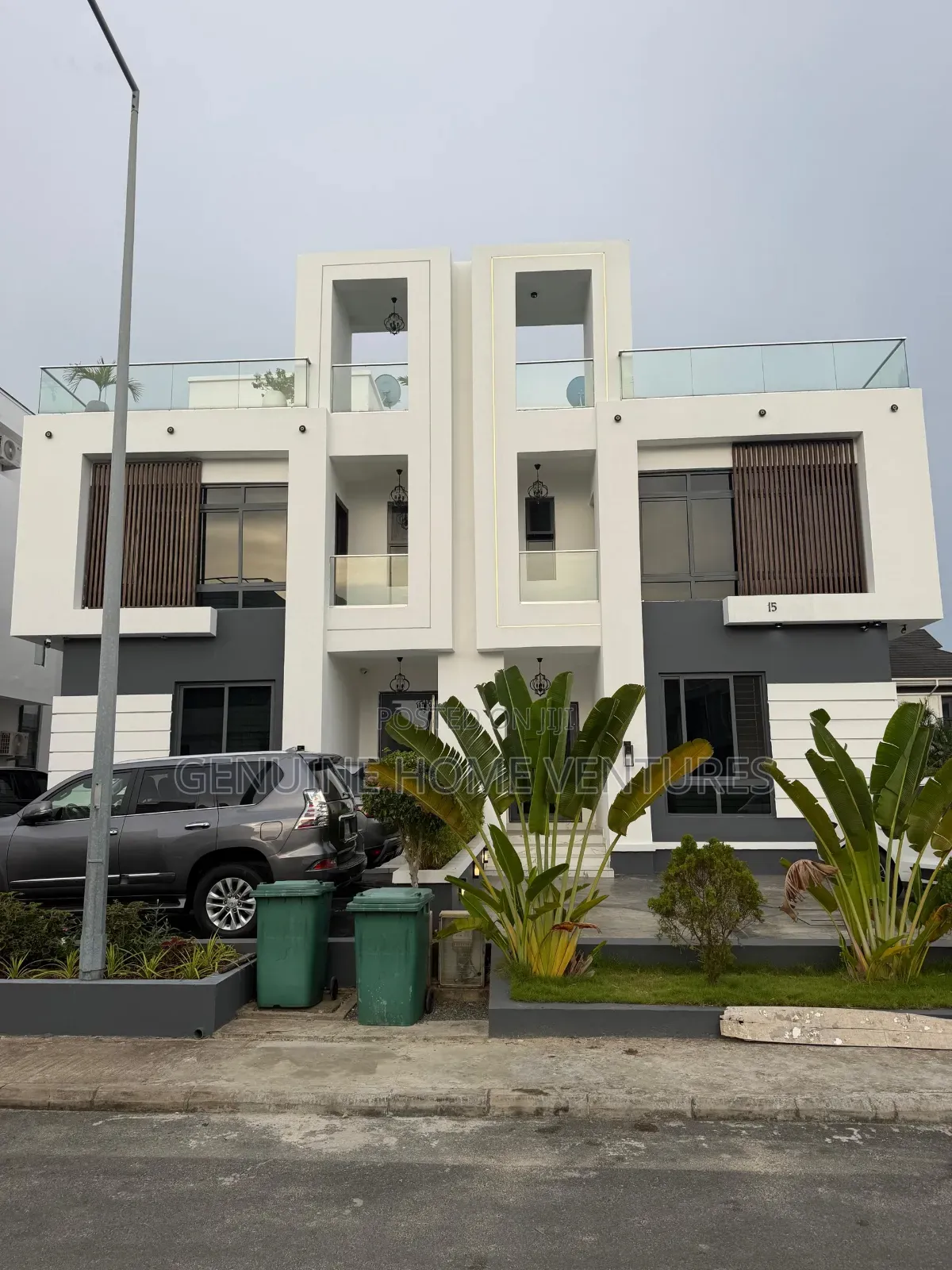 5bdrm Duplex in Ikate Lekki for sale in Ikate
