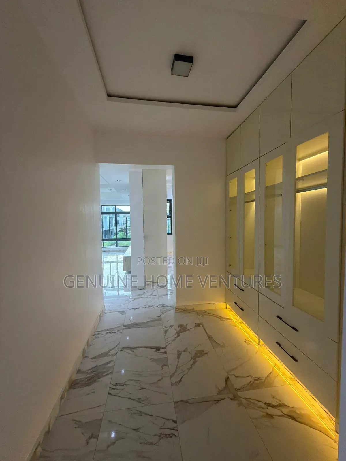 5bdrm Duplex in Ikate Lekki for sale in Ikate