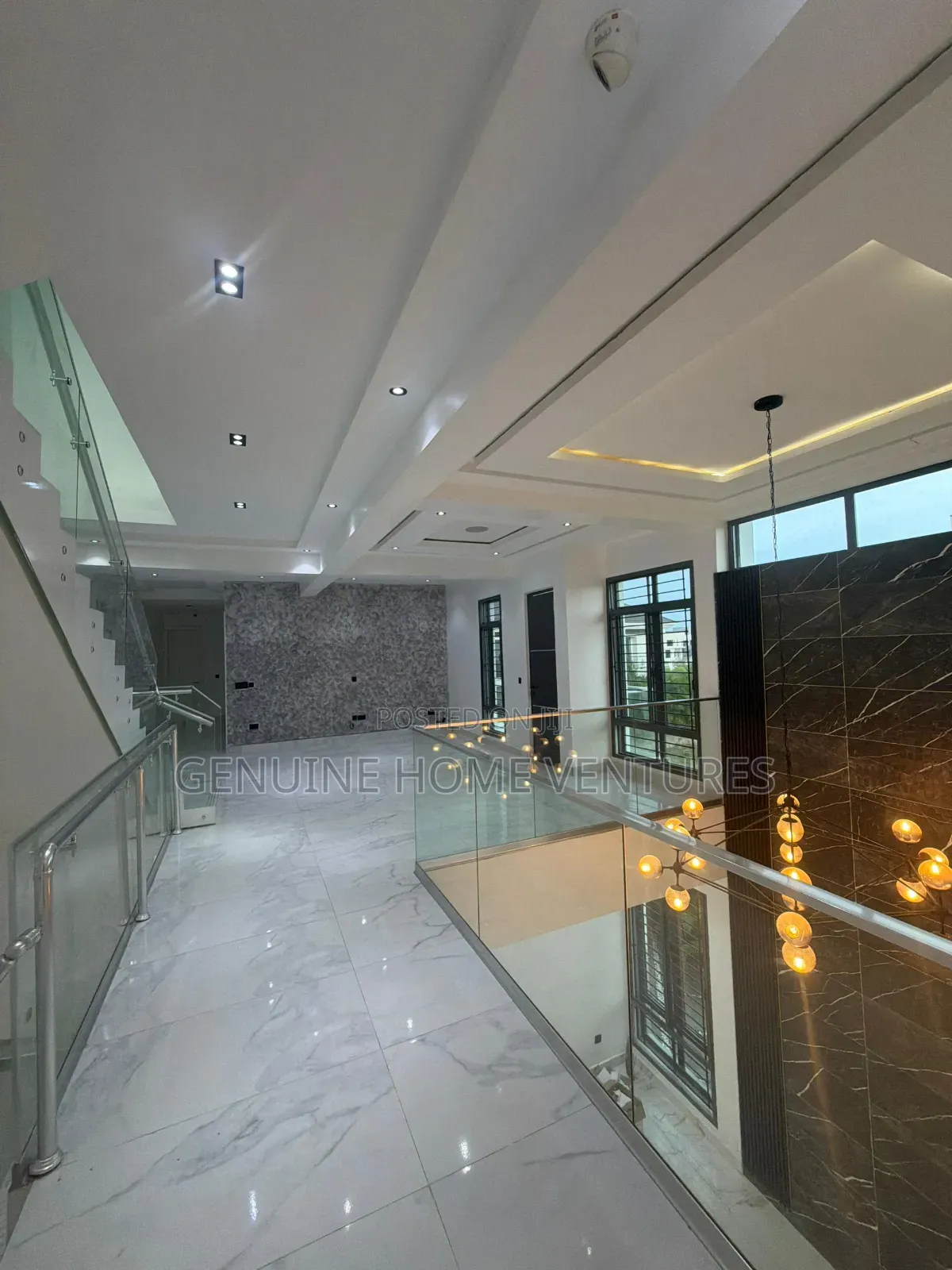 5bdrm Duplex in Ikate Lekki for sale in Ikate