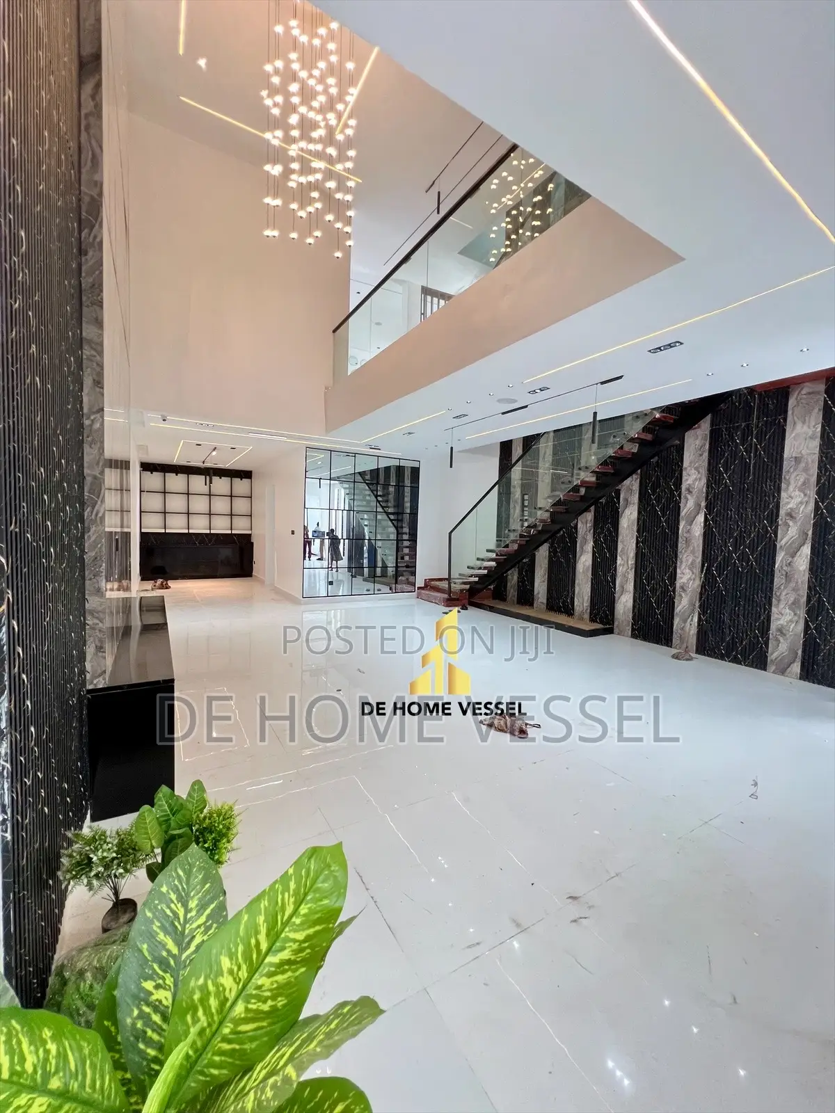5bdrm Duplex in Ikate for sale in Ikate