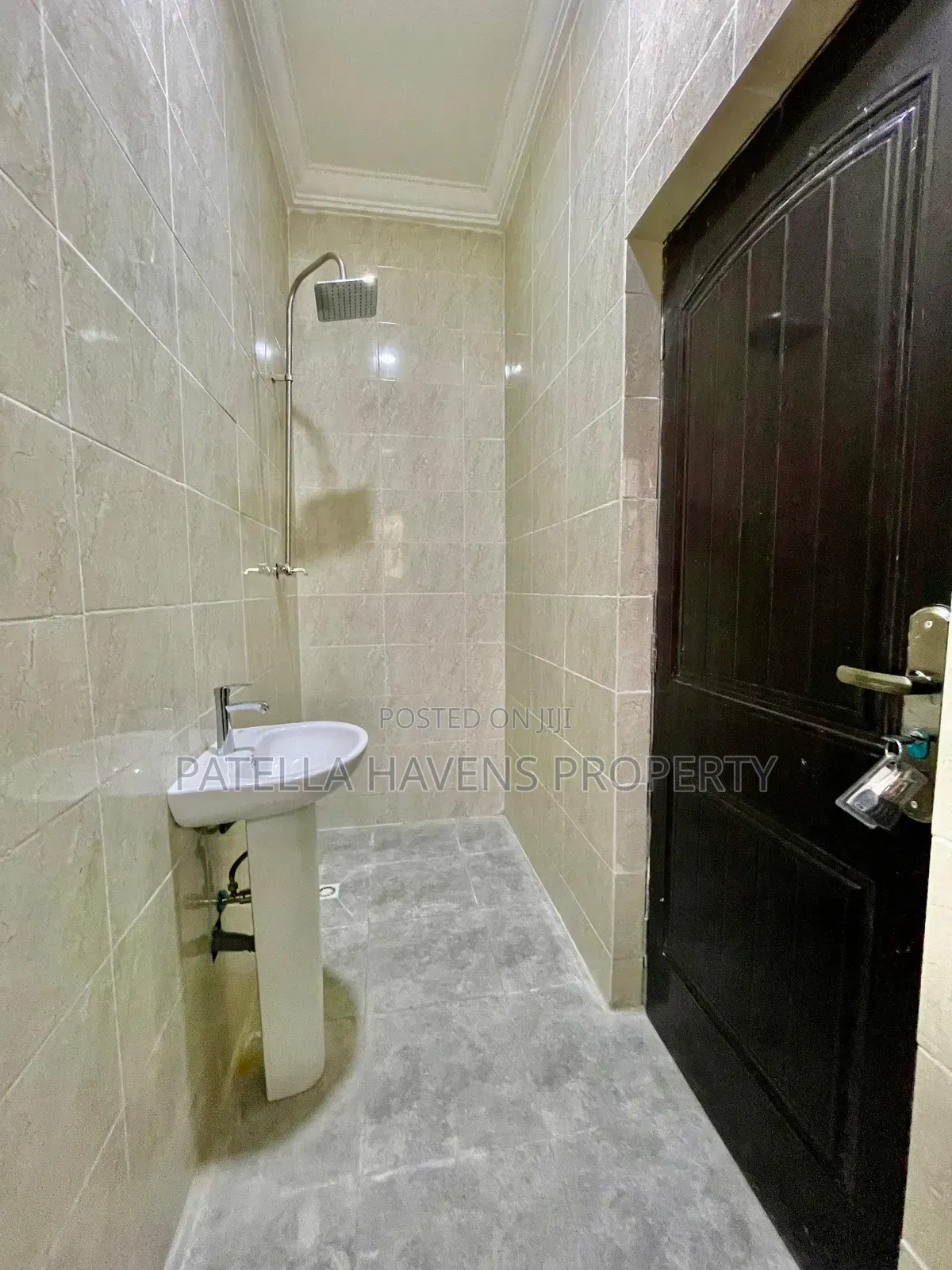 3bdrm Block of Flats in Katampe (Main) for sale in Katampe (Main)