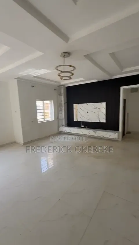 2bdrm Apartment in Sabon Lugbe for rent in Sabon Lugbe