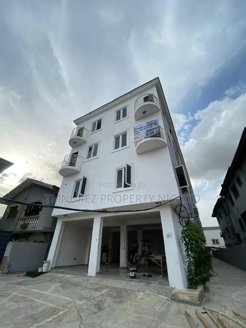 2bdrm Apartment in Osapa london for rent in Osapa london
