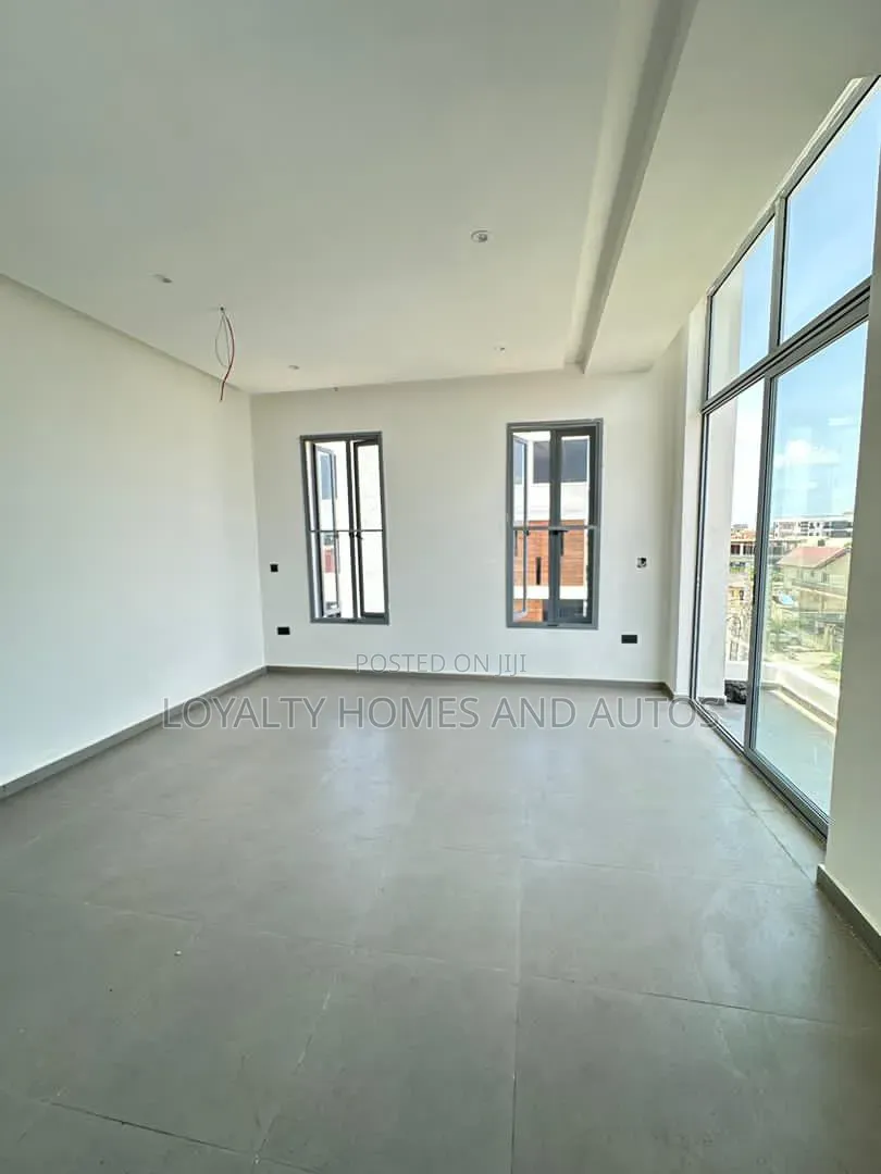 3bdrm Duplex in Lekki Phase 1 for sale in Lekki Phase 1
