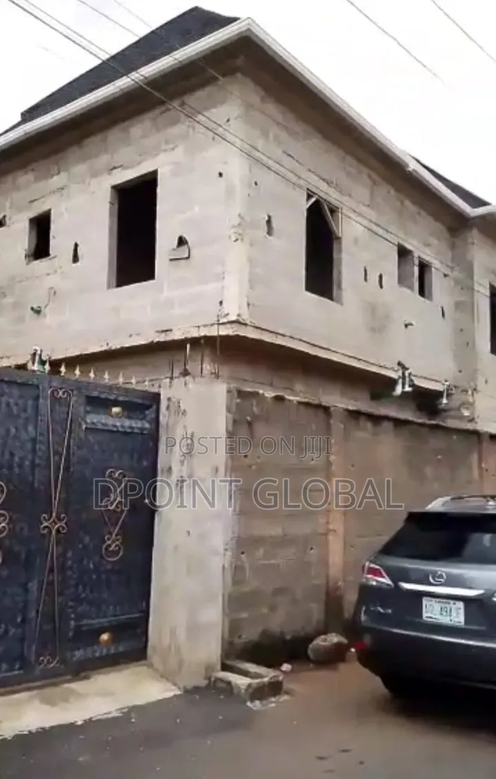 8bdrm Duplex in Gemade Estate, Ipaja / Ipaja for sale in Ipaja / Ipaja