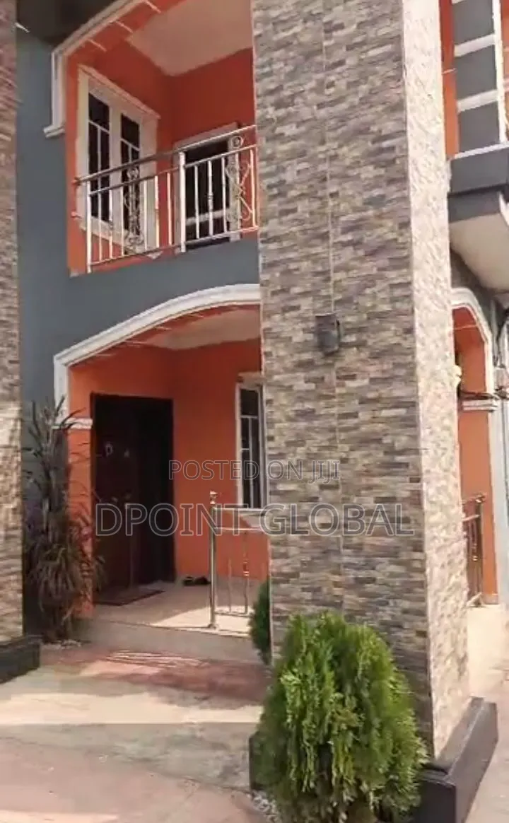 4bdrm Duplex in In Estate, Abule Egba for sale in Abule Egba