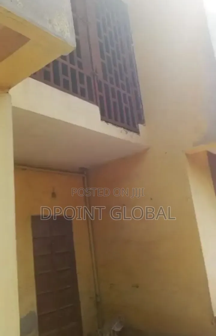 12bdrm Block of Flats in In Estate, Abule Egba for sale in Abule Egba