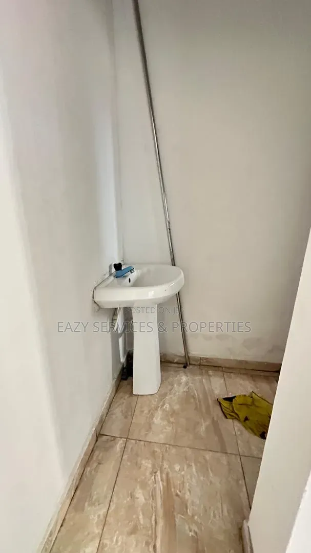 Mini Flat in Gated And Secured, Osapa london for rent in Osapa london