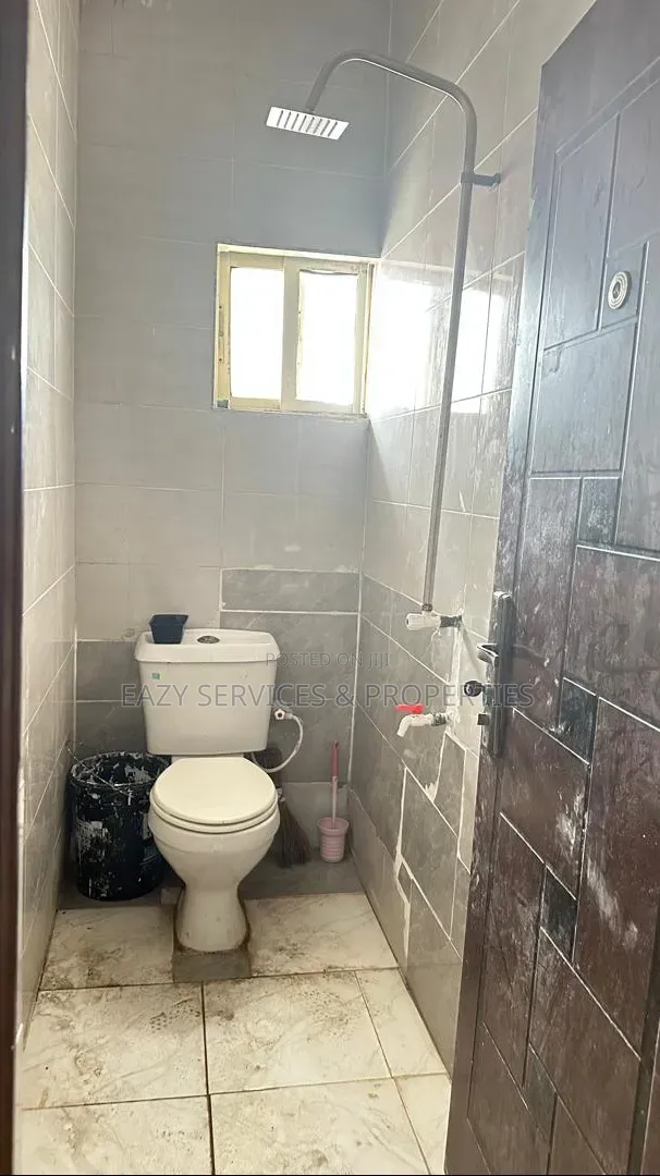 Mini Flat in Gated And Secured, Osapa london for rent in Osapa london