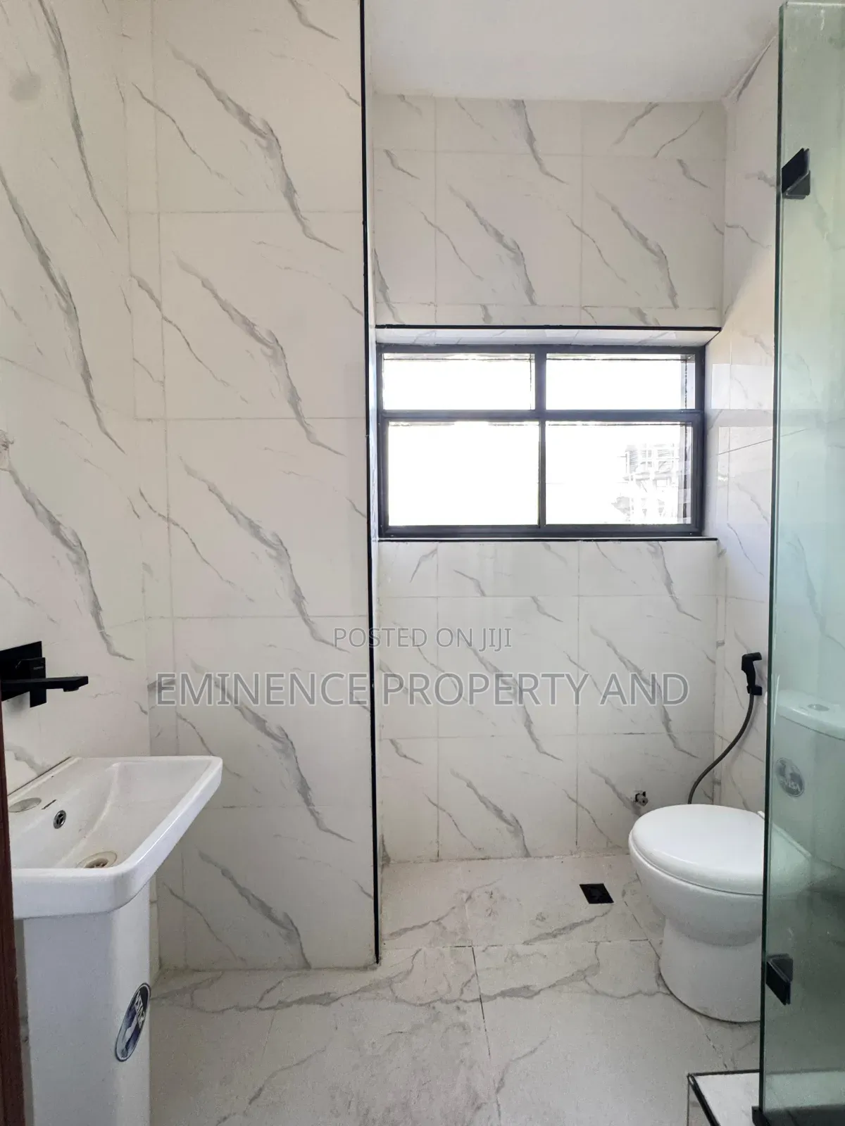5 Bed With Pool | Ologolo, Lekki (N500m) in Ologolo