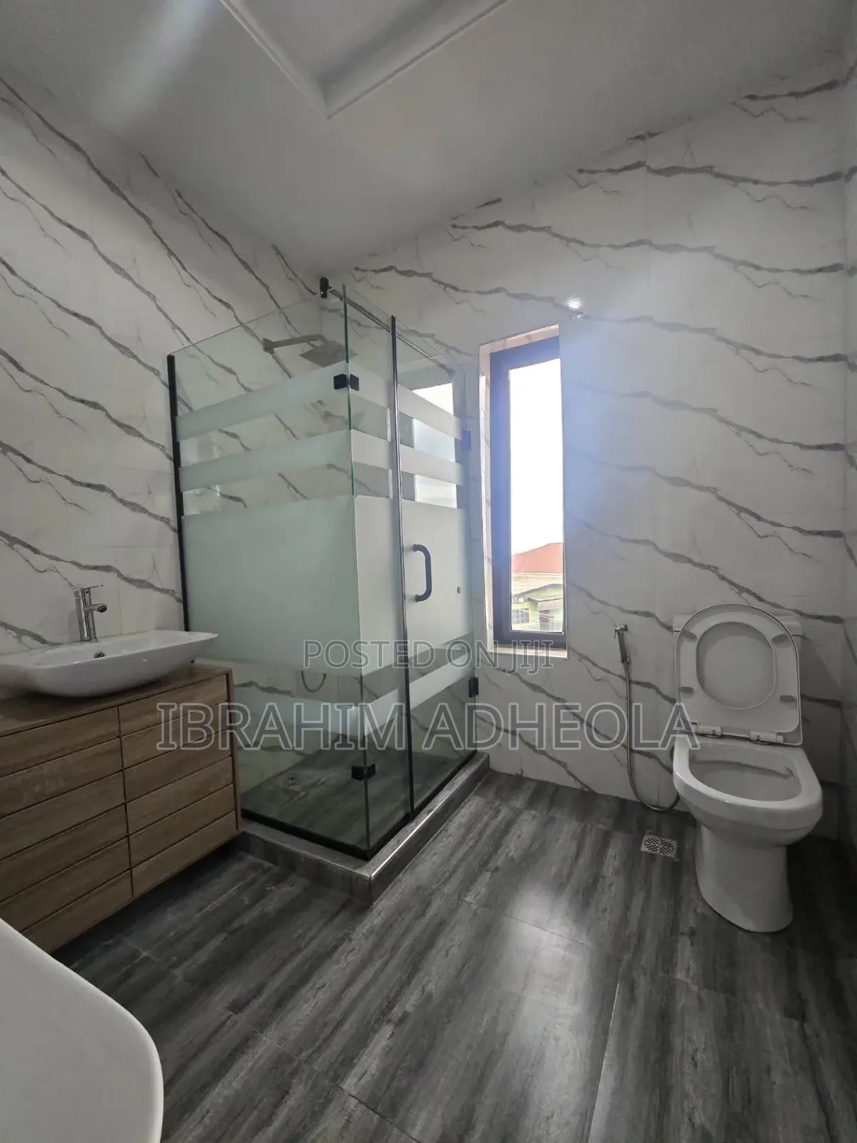 4bdrm Duplex in Ogudu for sale in Ogudu Road