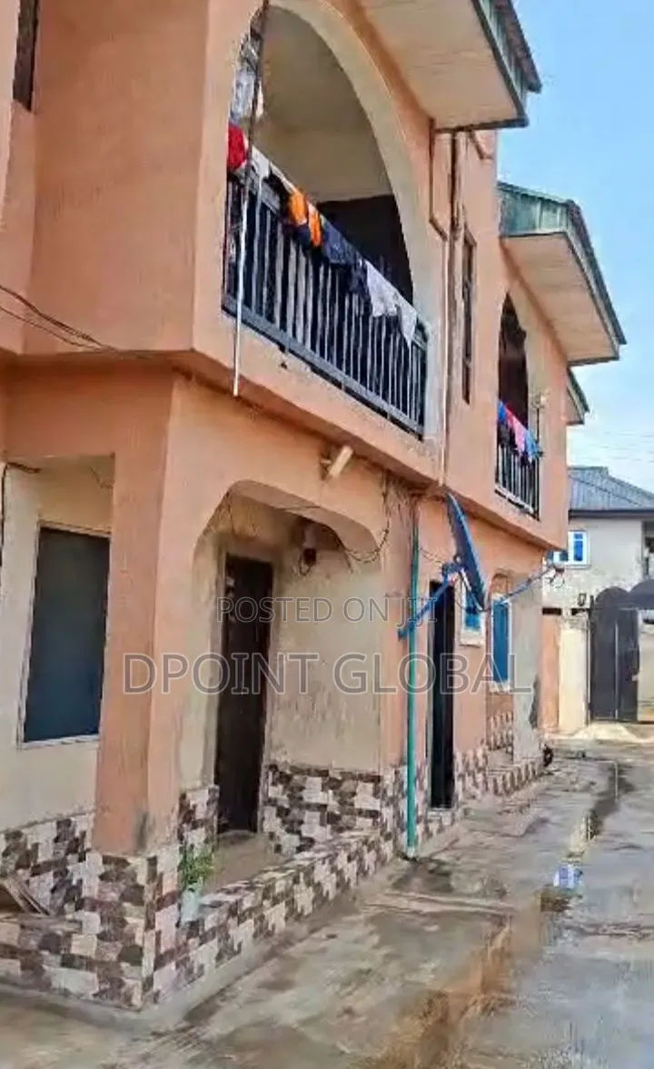 12bdrm Block of Flats in Mercy Land Estate, Baruwa for sale in Baruwa