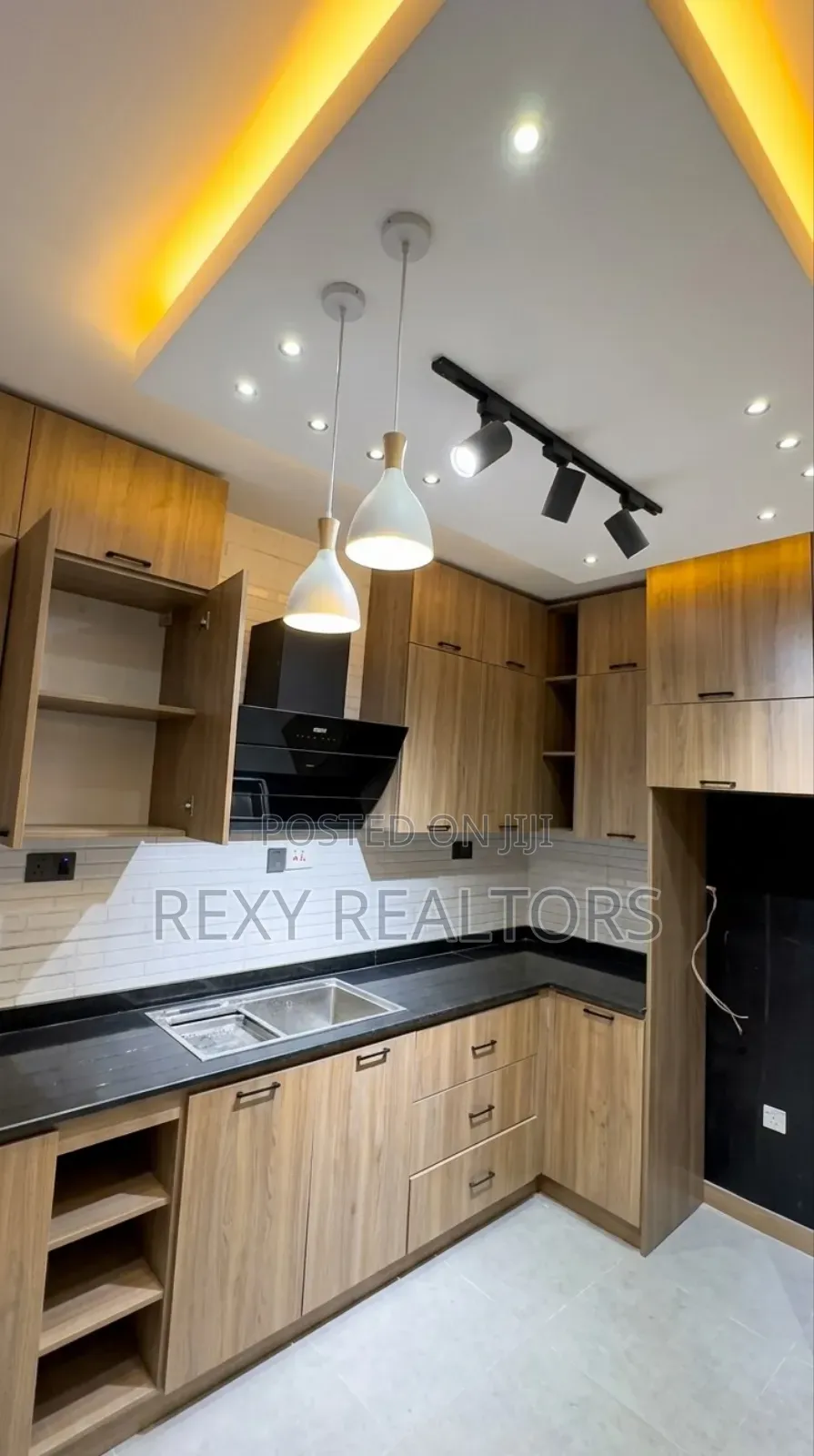 3bdrm Duplex in Suncity Estate, Trans Amadi for rent in Trans Amadi